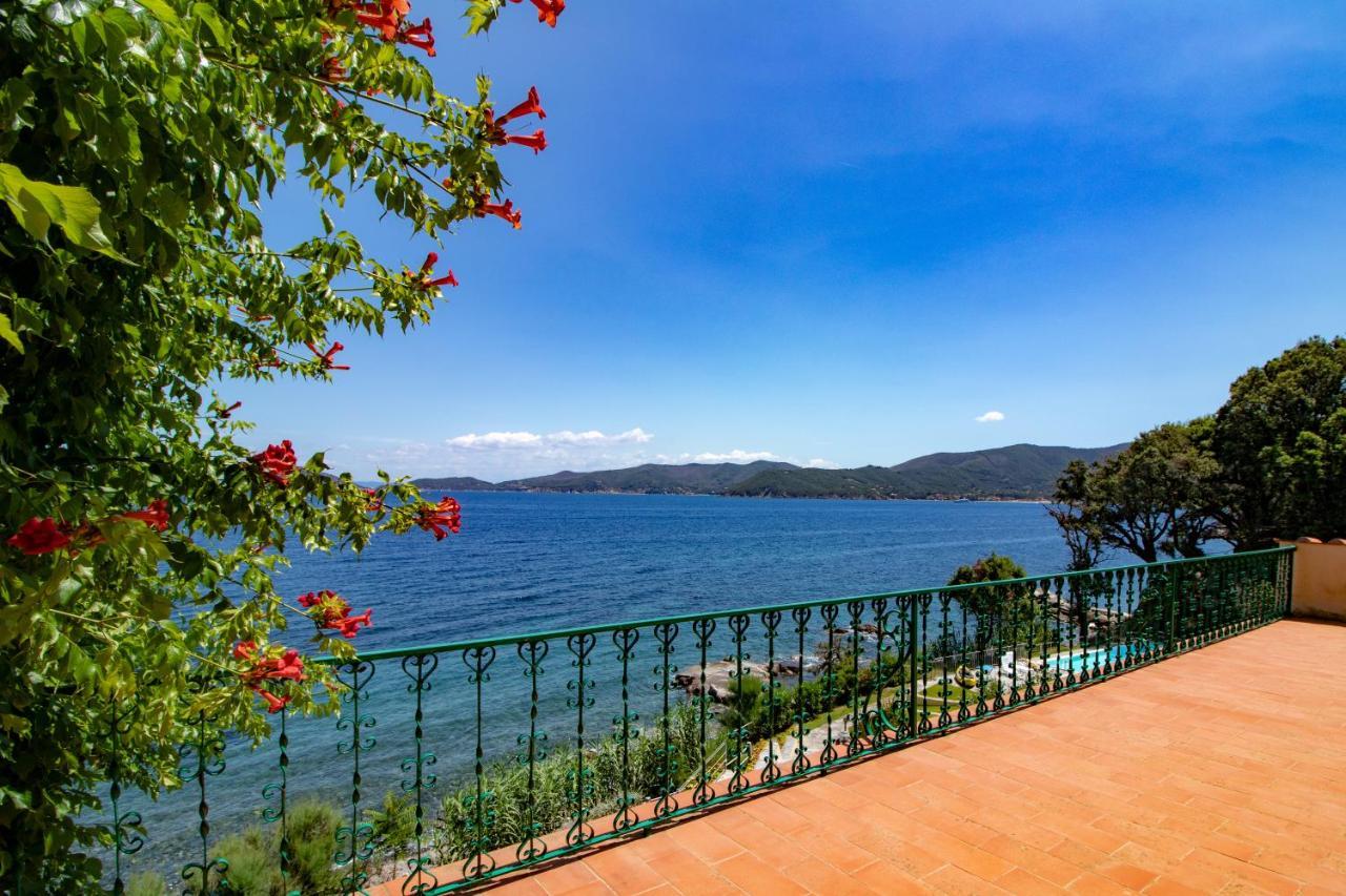 Villa Le Sprizze A Bordo Del Mare - Goelba Marciana Marina  Eksteriør bilde