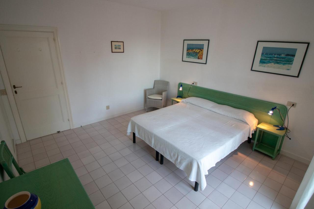 Villa Le Sprizze A Bordo Del Mare - Goelba Marciana Marina  Eksteriør bilde