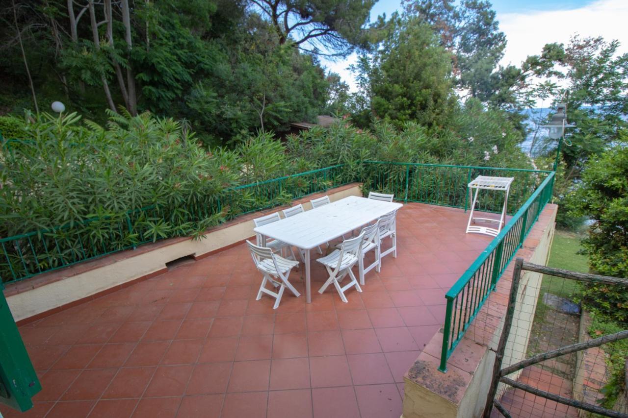 Villa Le Sprizze A Bordo Del Mare - Goelba Marciana Marina  Eksteriør bilde