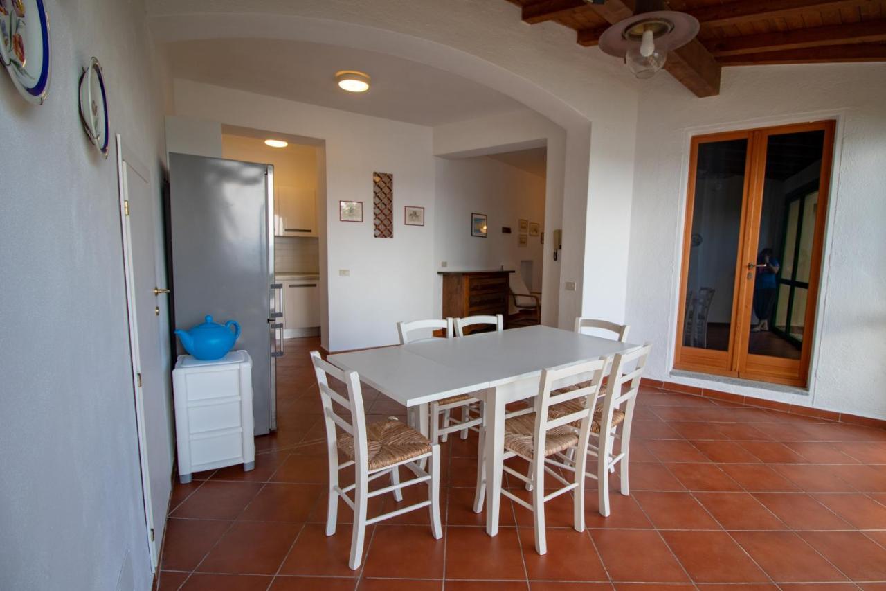 Villa Le Sprizze A Bordo Del Mare - Goelba Marciana Marina  Eksteriør bilde