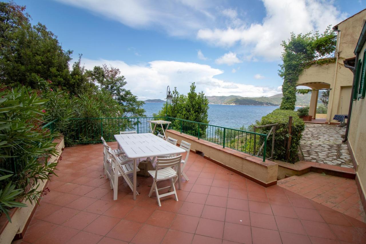 Villa Le Sprizze A Bordo Del Mare - Goelba Marciana Marina  Eksteriør bilde