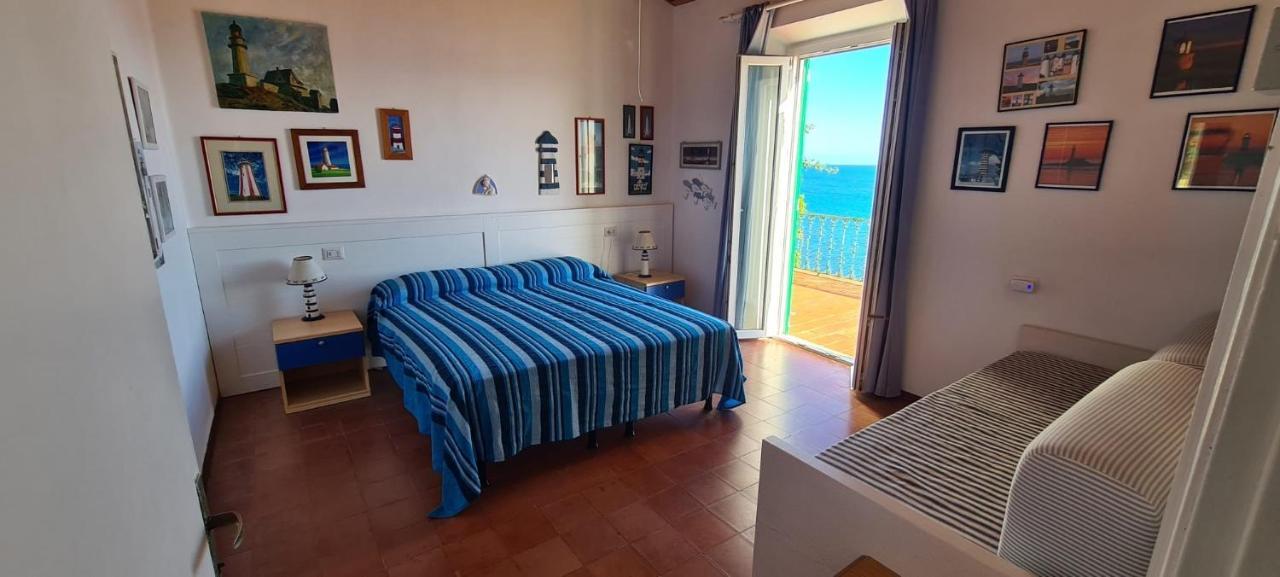 Villa Le Sprizze A Bordo Del Mare - Goelba Marciana Marina  Eksteriør bilde