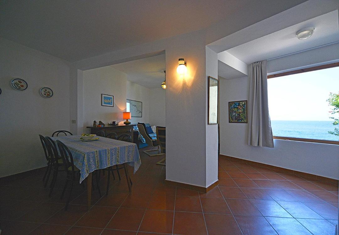 Villa Le Sprizze A Bordo Del Mare - Goelba Marciana Marina  Eksteriør bilde
