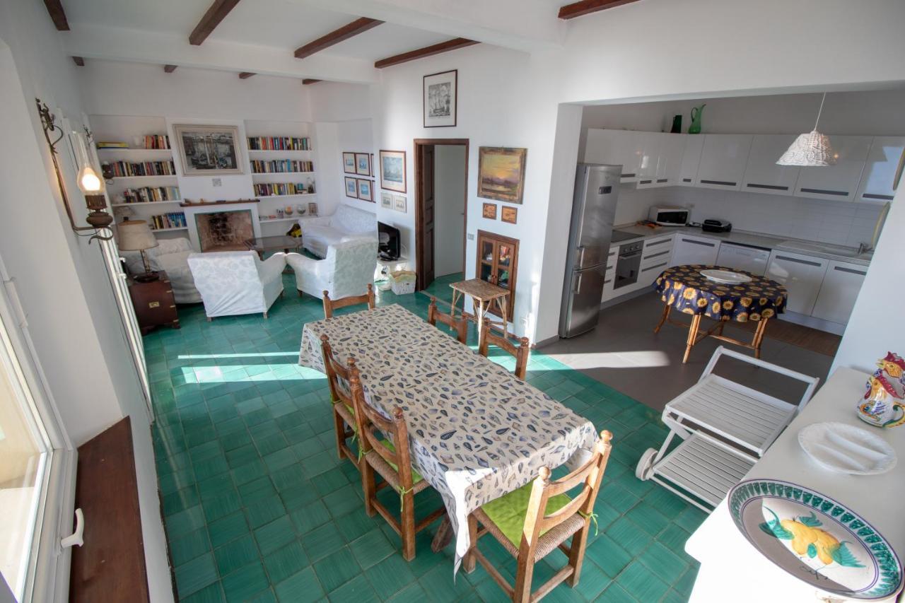 Villa Le Sprizze A Bordo Del Mare - Goelba Marciana Marina  Eksteriør bilde